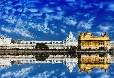 10 Lines on Golden Temple in English